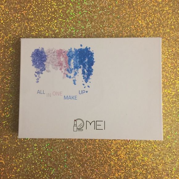 All in One Makeup Pallete - Picture 2 of 4